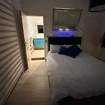 La Reggia فندق مبيت وإفطار
