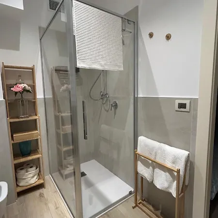 La Reggia לינה וארוחת בוקר