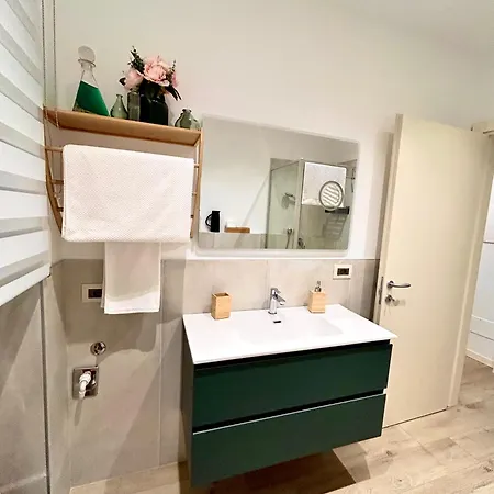 לינה וארוחת בוקר La Reggia